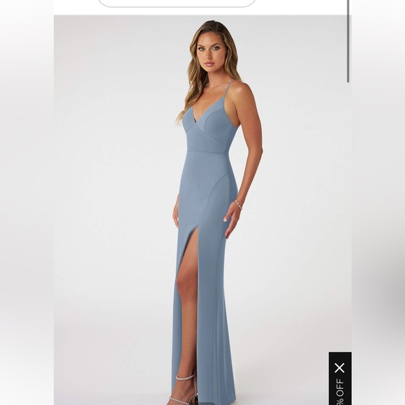 AZAZIE BECCA
Dusty Blue Fitted V-Neck Chiffon Dress - Picture 3 of 3